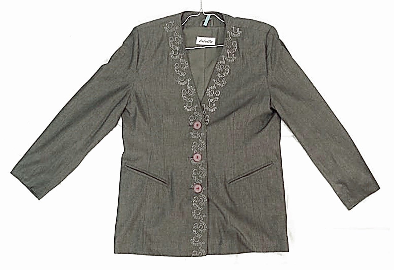 Damenjacke labella - Größe M - grünlichgrau - Mit Stickerei