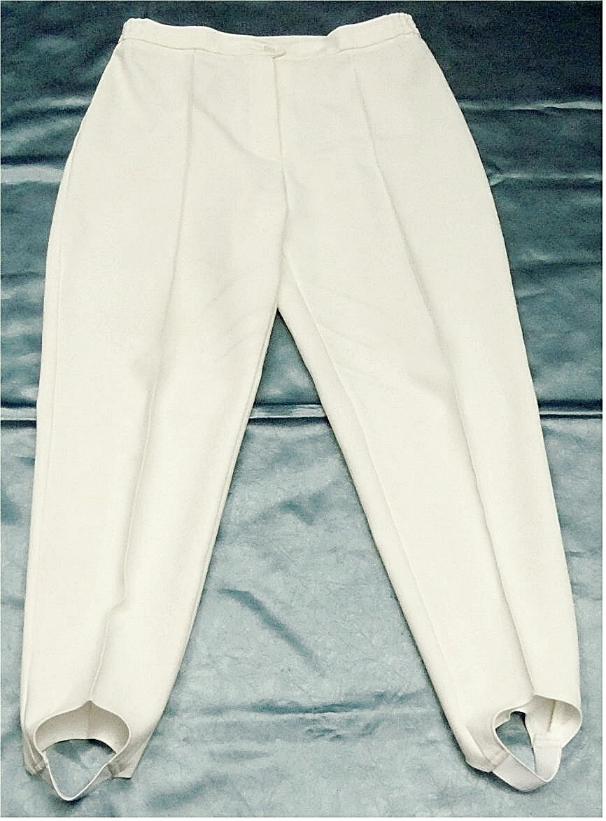 Steghose / Bundfalten-Hose - hellgelblichweiß - etwa Größe 40