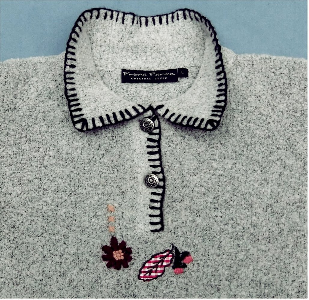 Damen-Pullover - Grau mit bunt gestickten Applikationen - Von Prima Parte - Größe 44