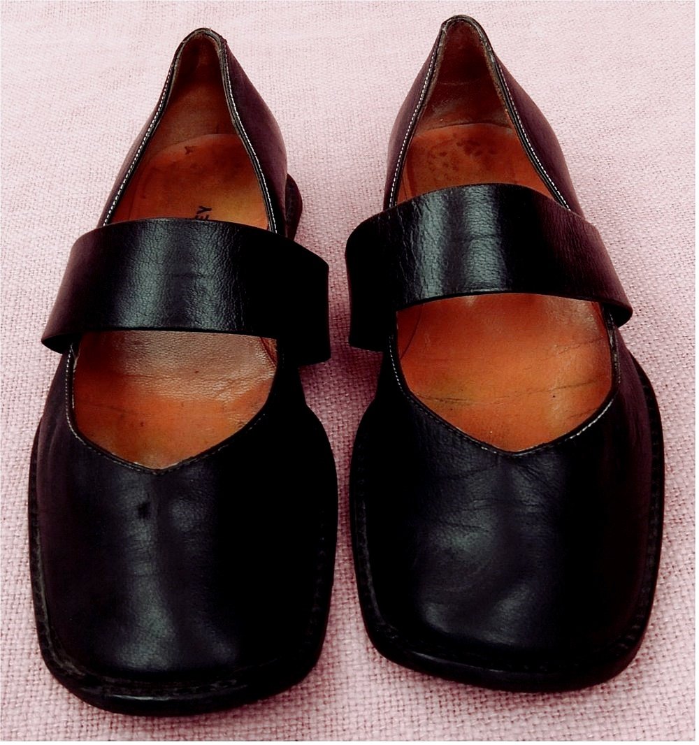 Damen-Schuhe von Audley London - Obermaterial Leder - Größe 38 - schwarz