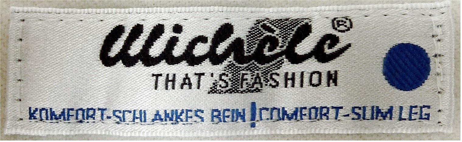 Michele Bundfalten-Hose cremeweiß - Größe 40 - Mit flauschigem Schurwollstoff