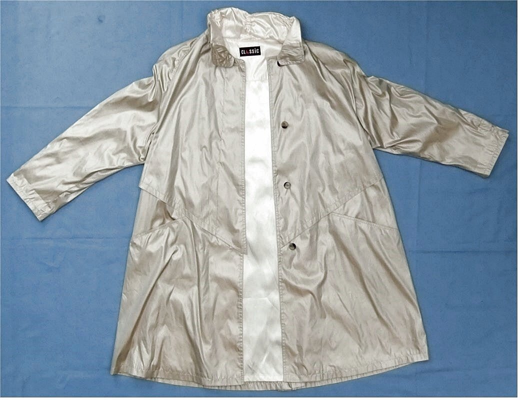 Trendline Classic Damenmantel mit rundum festen Überwurf - Größe 36 - Neusilberfarbig 