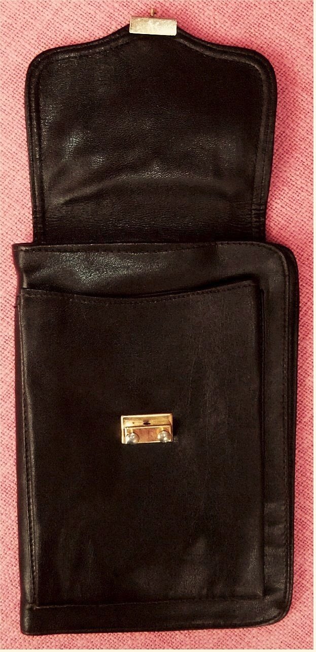 Herren-Tasche aus dunkelbraunem Kunstleder 