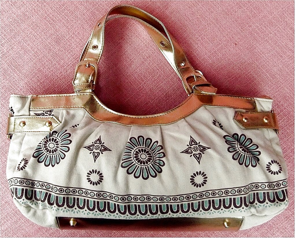 Damen-Handtasche aus Baumwoll-Stoff und Syntetik - Mit Applikationen 