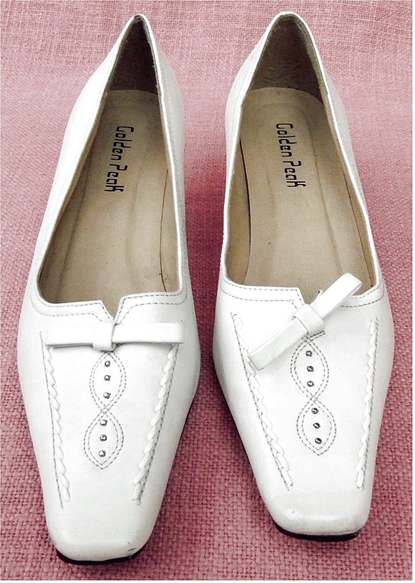 Ballerinas / Halbschuhe von Golden Peak - Innen / außen Leder - weiß - Gr. 39