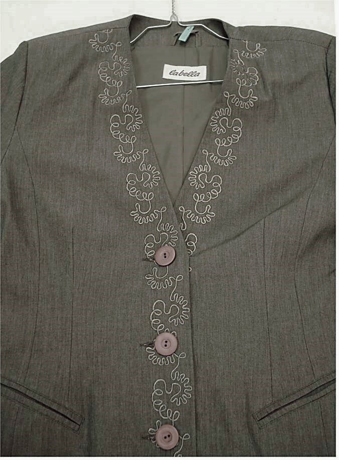 Damenjacke labella - Größe M - grünlichgrau - Mit Stickerei