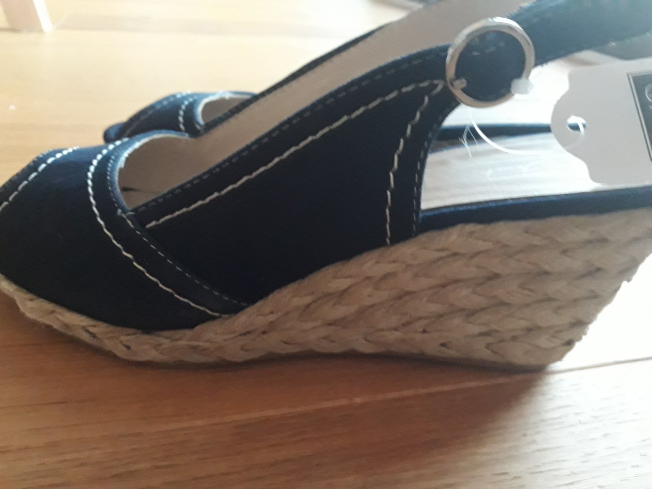 Peeptoes Sandalen Keilabsatz NEU Echtleder 38 Leder Janet D. Deichmann