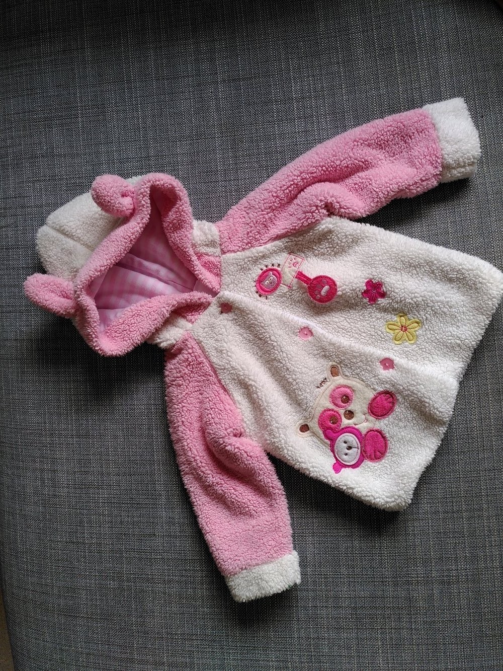 Kuschelige Teddyfelljacke mit Öhrchen Gr. 68
