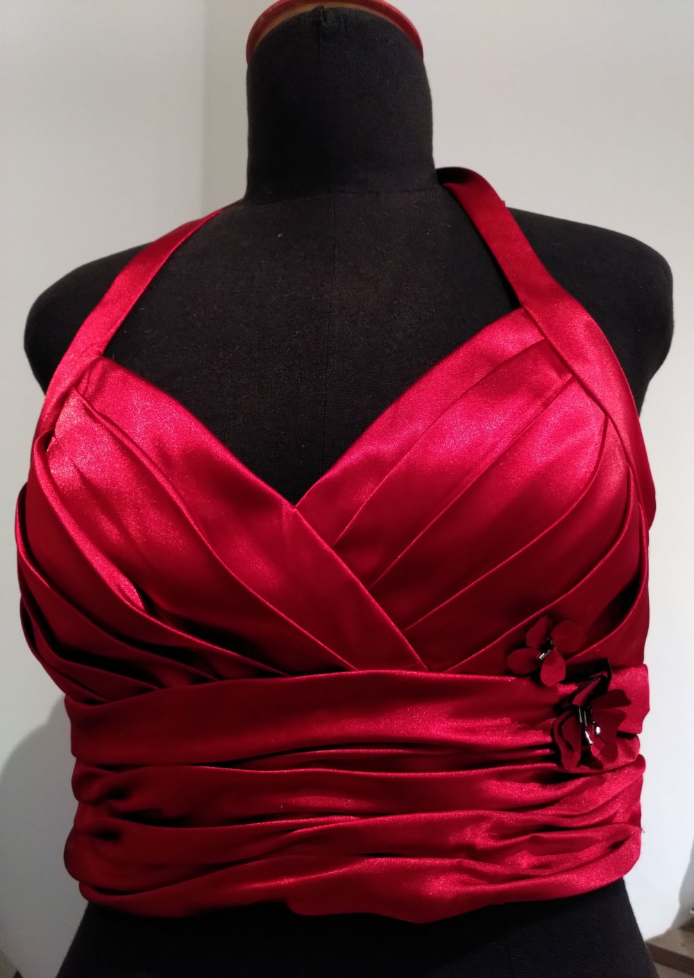 Rote Satincorsage mit Schnürung, Gr. 38-42