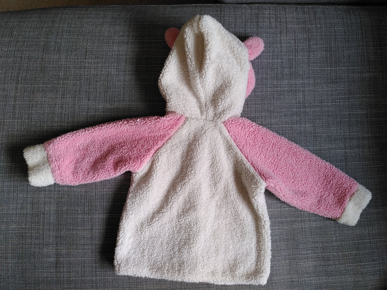 Kuschelige Teddyfelljacke mit Öhrchen Gr. 68