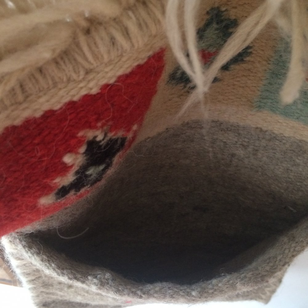 Robuste Umhängetasche mit Muster