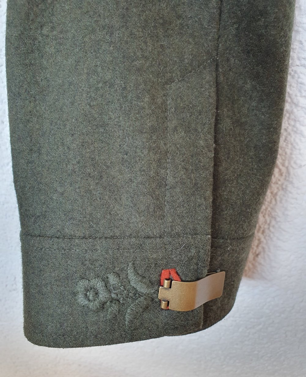 Grüne Trachtenfilzhose 7/8-Hose von Perry Größe 42