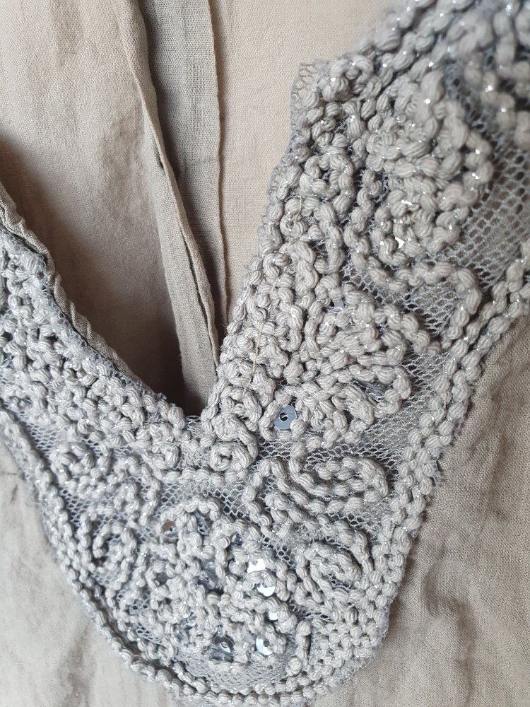 Beigefarbenes T-Shirt ca. Größe M