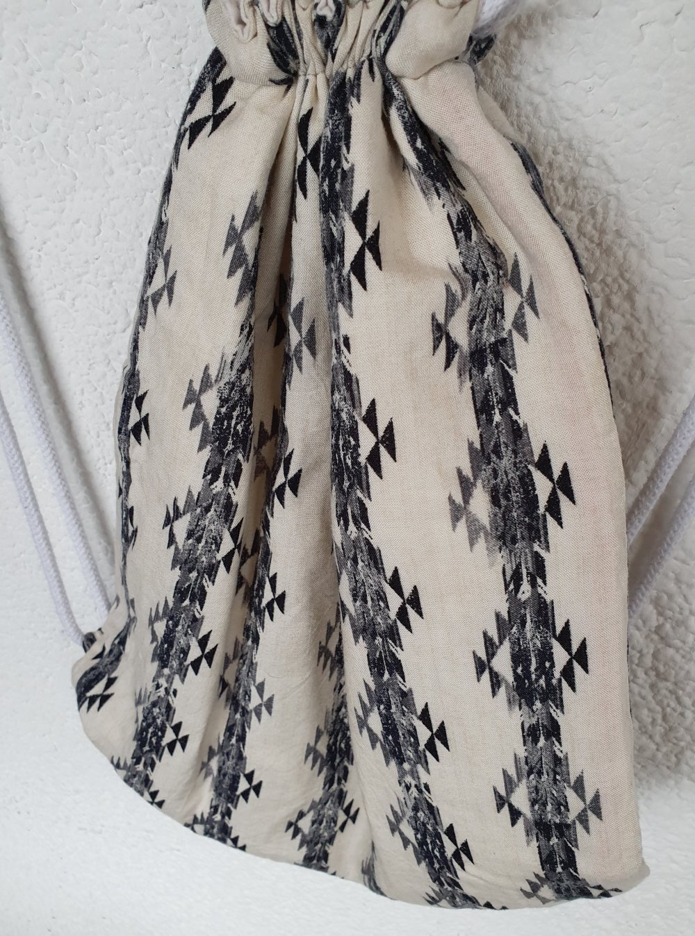 Beutel mit Muster/ Erhnomuster