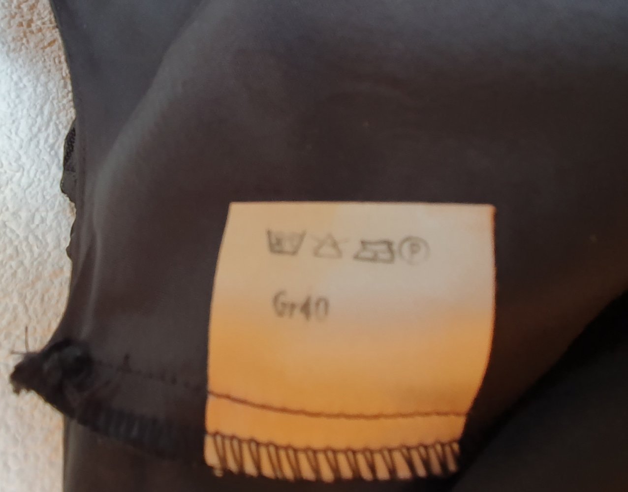 Schwarzes Spitzenkleid von Yessica Größe 40