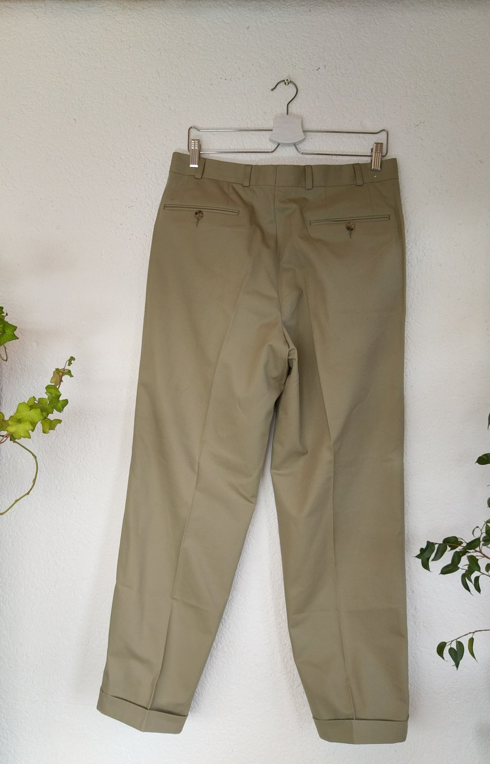 Herrenhose beige (Größe 48)
