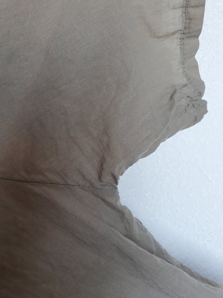 Beigefarbenes T-Shirt ca. Größe M