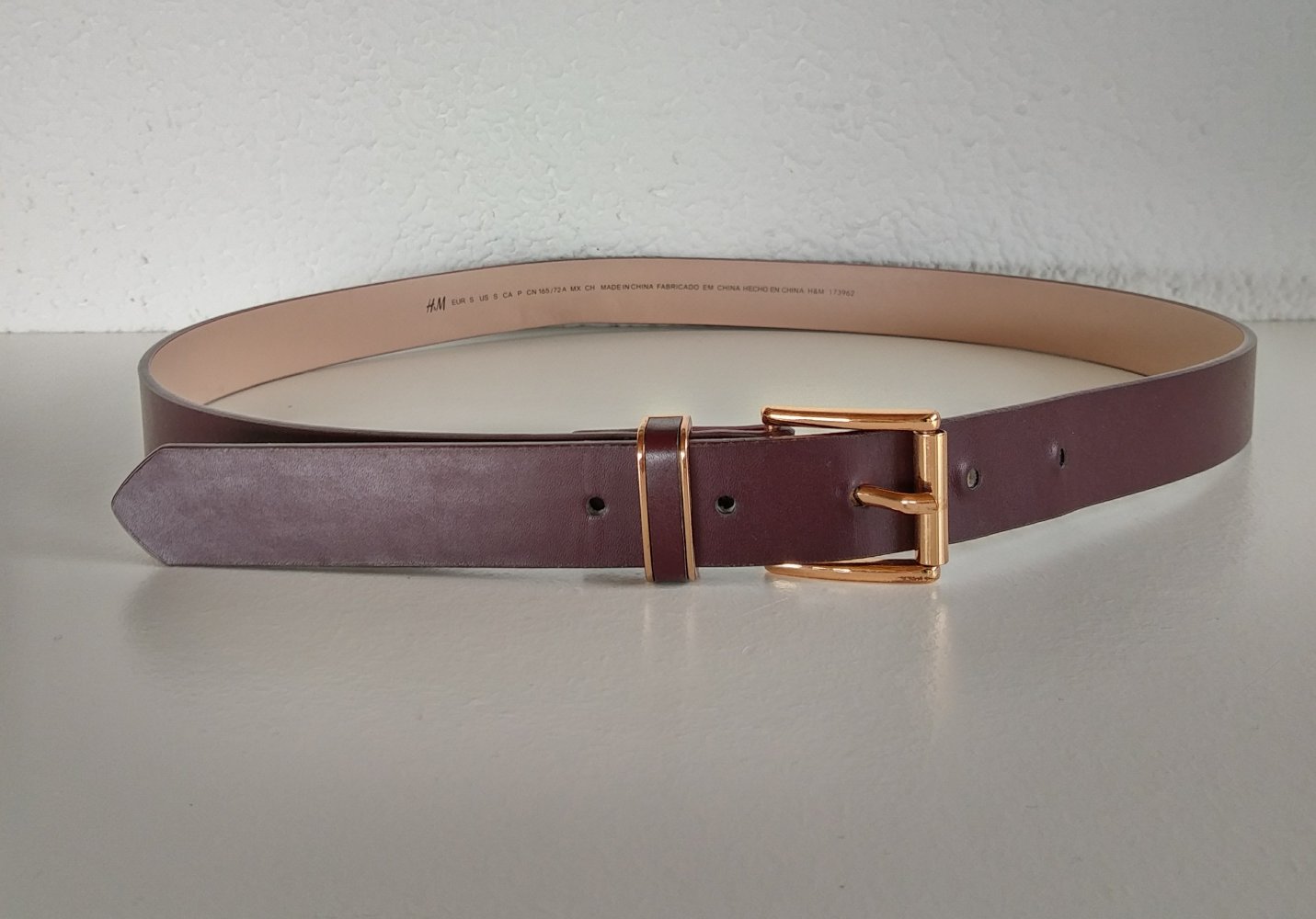 Bordeauxfarbener Gürtel von H&M Größe S