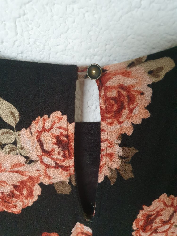 Blumenkleid von Forever21 Größe S