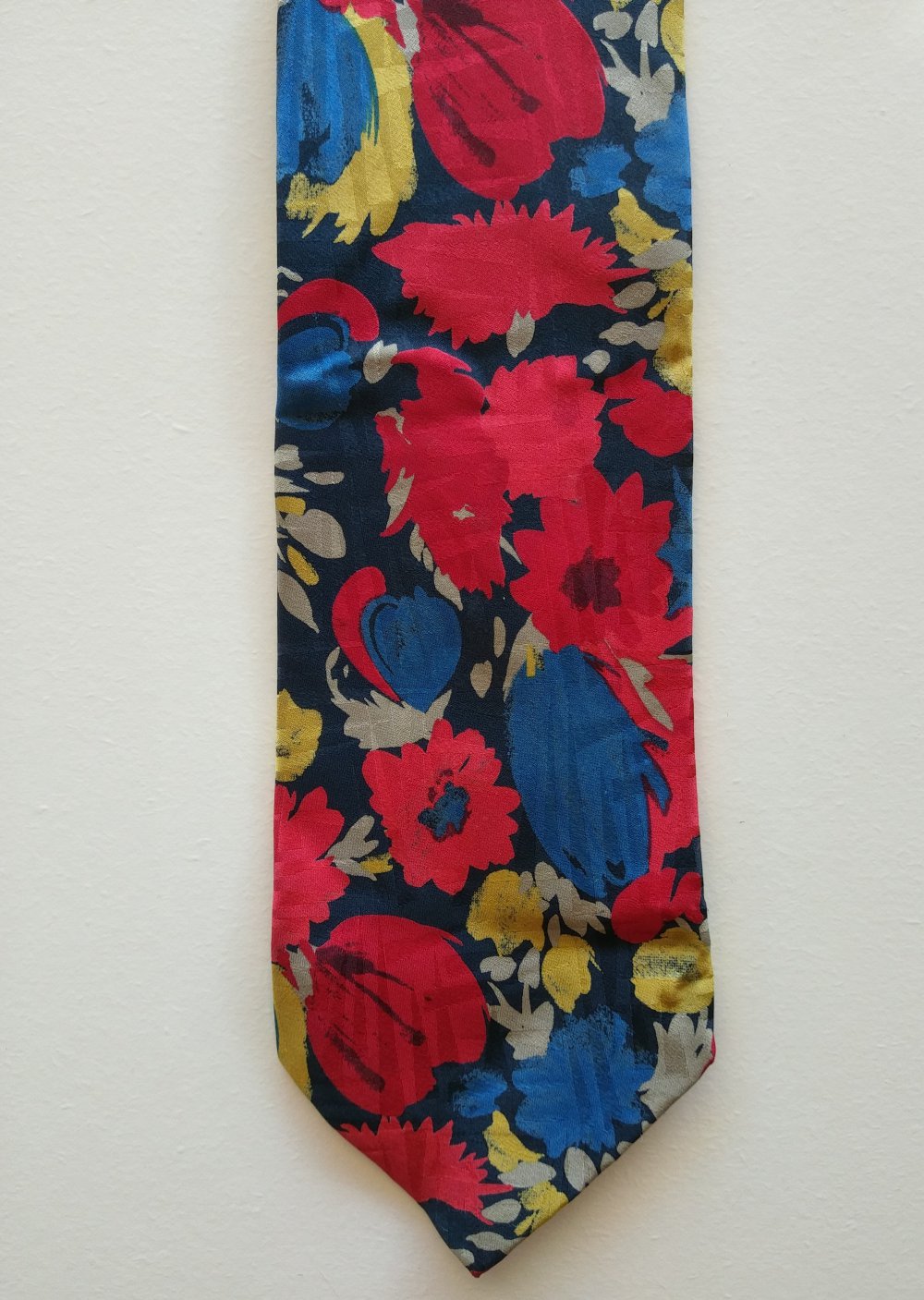 Krawatte von Nicolas Scholz (147cm Länge) - 100% Seide