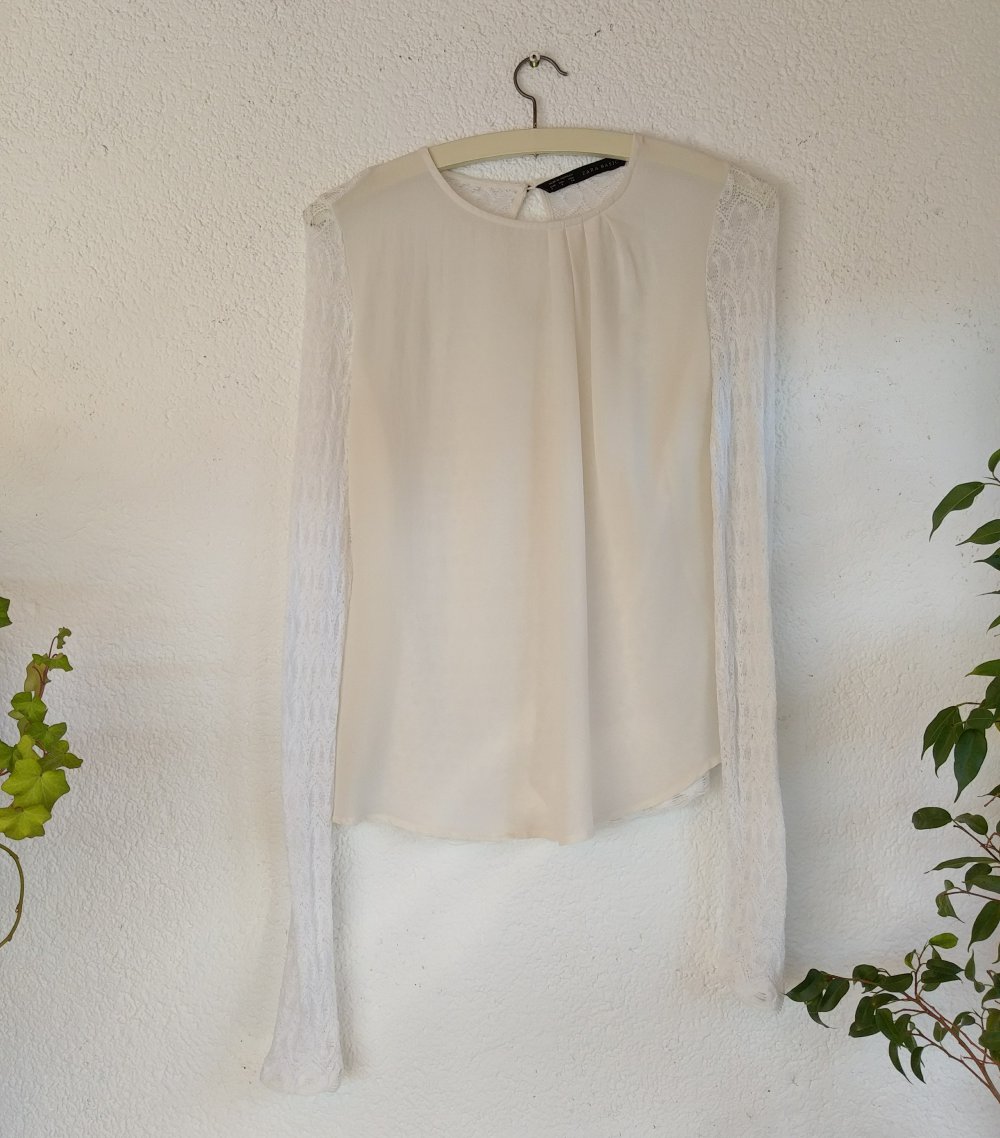 Zara Basic Bluse Mit Spitzenarmeln Grosse S Kleiderkorb De