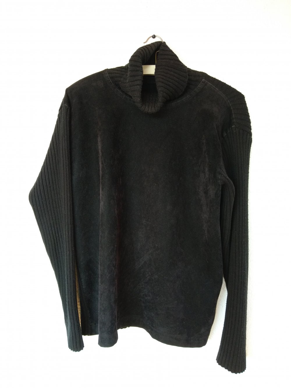 Schwarzer Rollkragenpullover Strick/ Samt schwarz ca. Größe 38/40