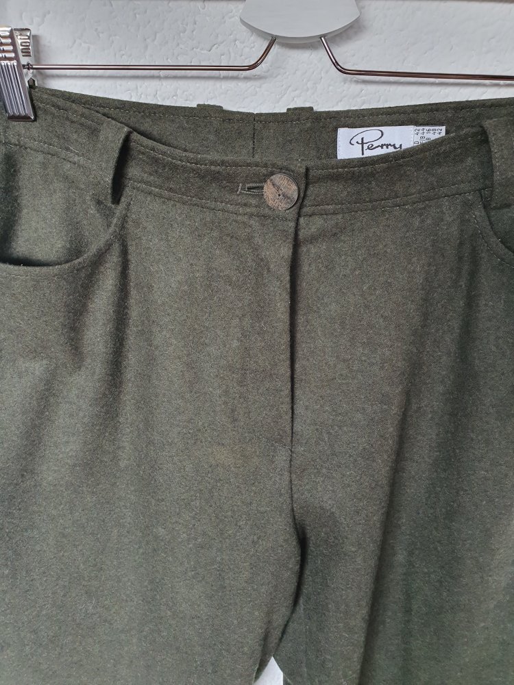 Grüne Trachtenfilzhose 7/8-Hose von Perry Größe 42