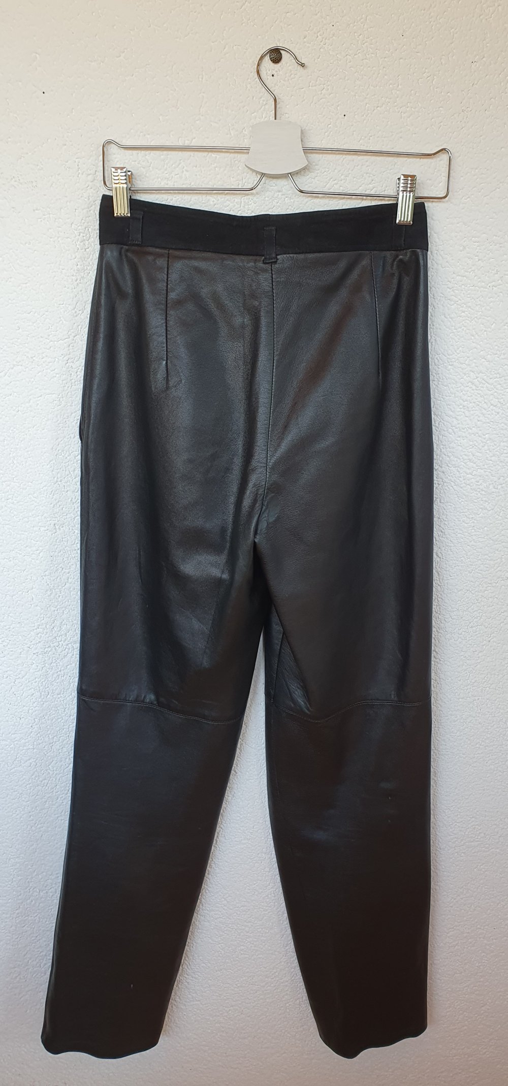 Schwarze Lederhose Größe 38