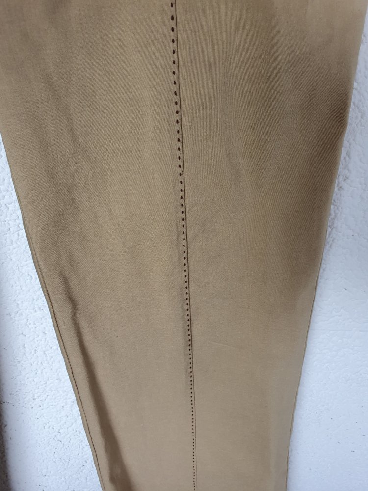 Beigefarbene Hose von MD Collection Größe 36