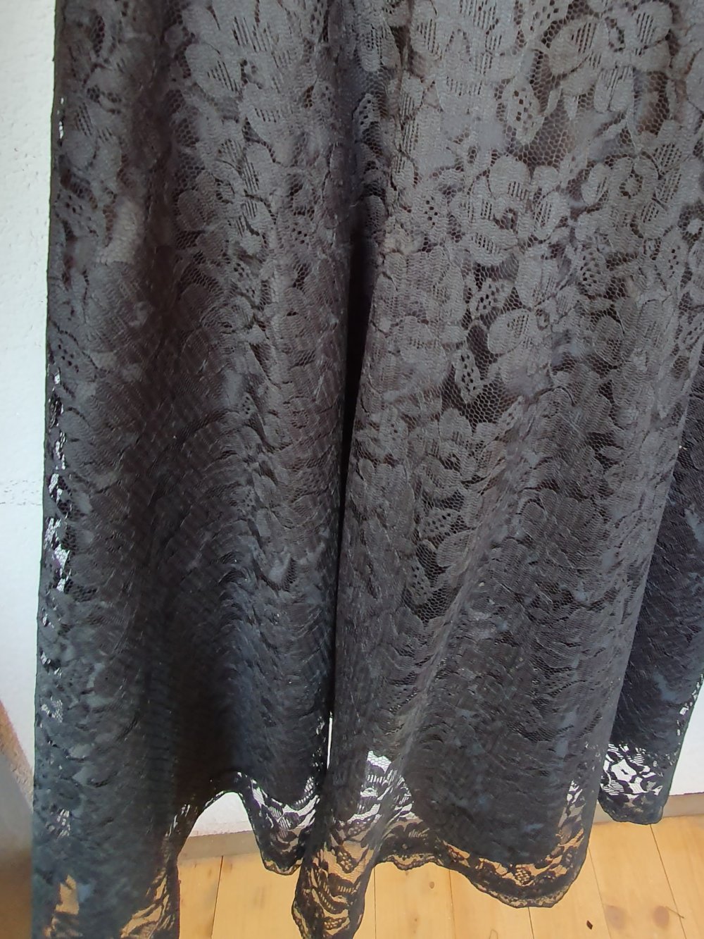 Schwarzes Spitzenkleid von Yessica Größe 40