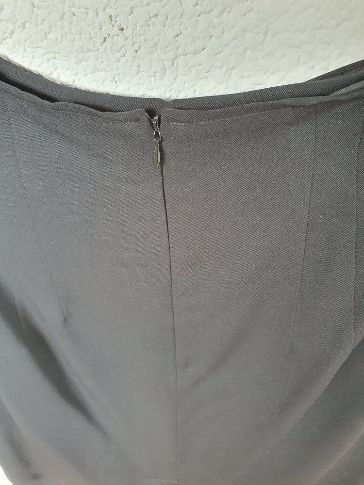 Schwarzer Rock von Minx Größe S