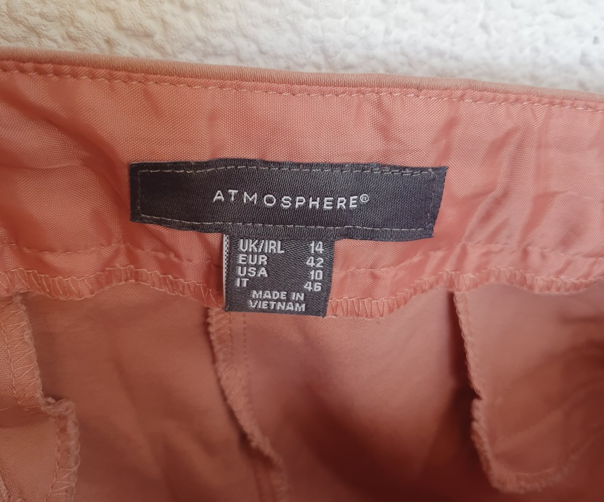 Lachsfarbene Chino von Atmosphere Größe 42