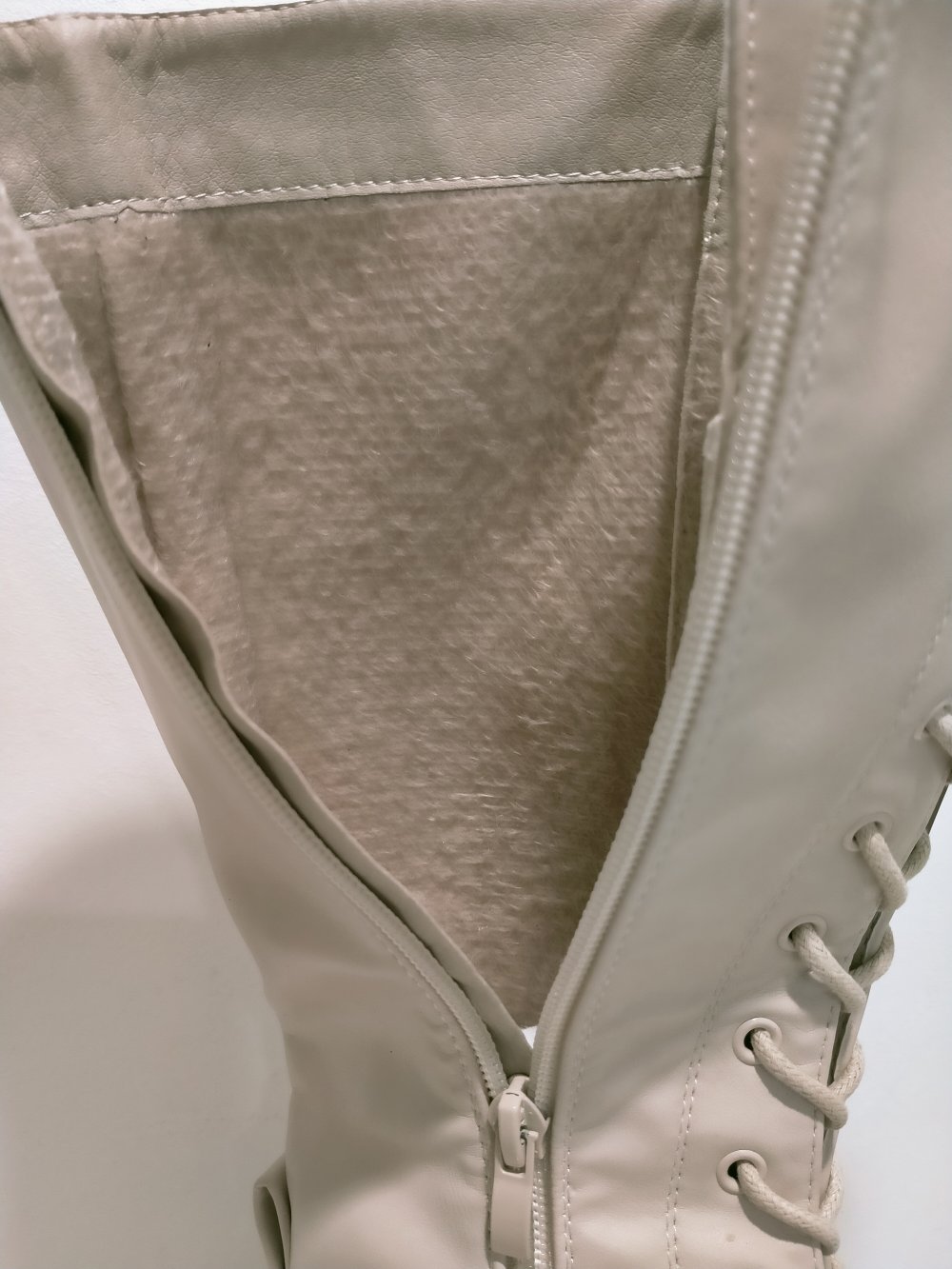 Ungetragene Langschaftstiefel Boots zum Schnüren Größe 39