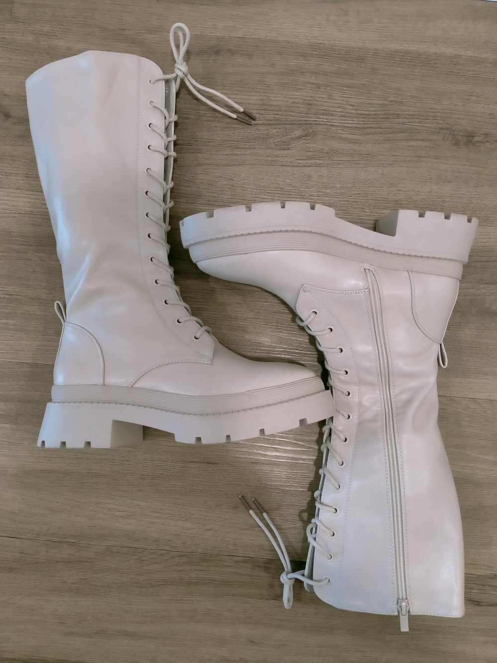 Ungetragene Langschaftstiefel Boots zum Schnüren Größe 39