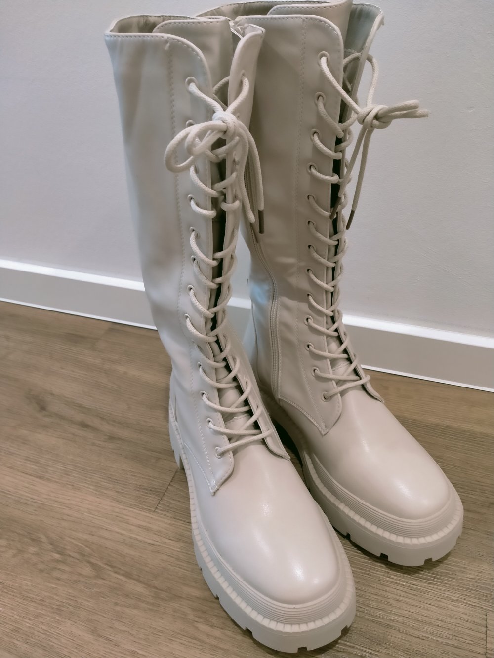 Ungetragene Langschaftstiefel Boots zum Schnüren Größe 39