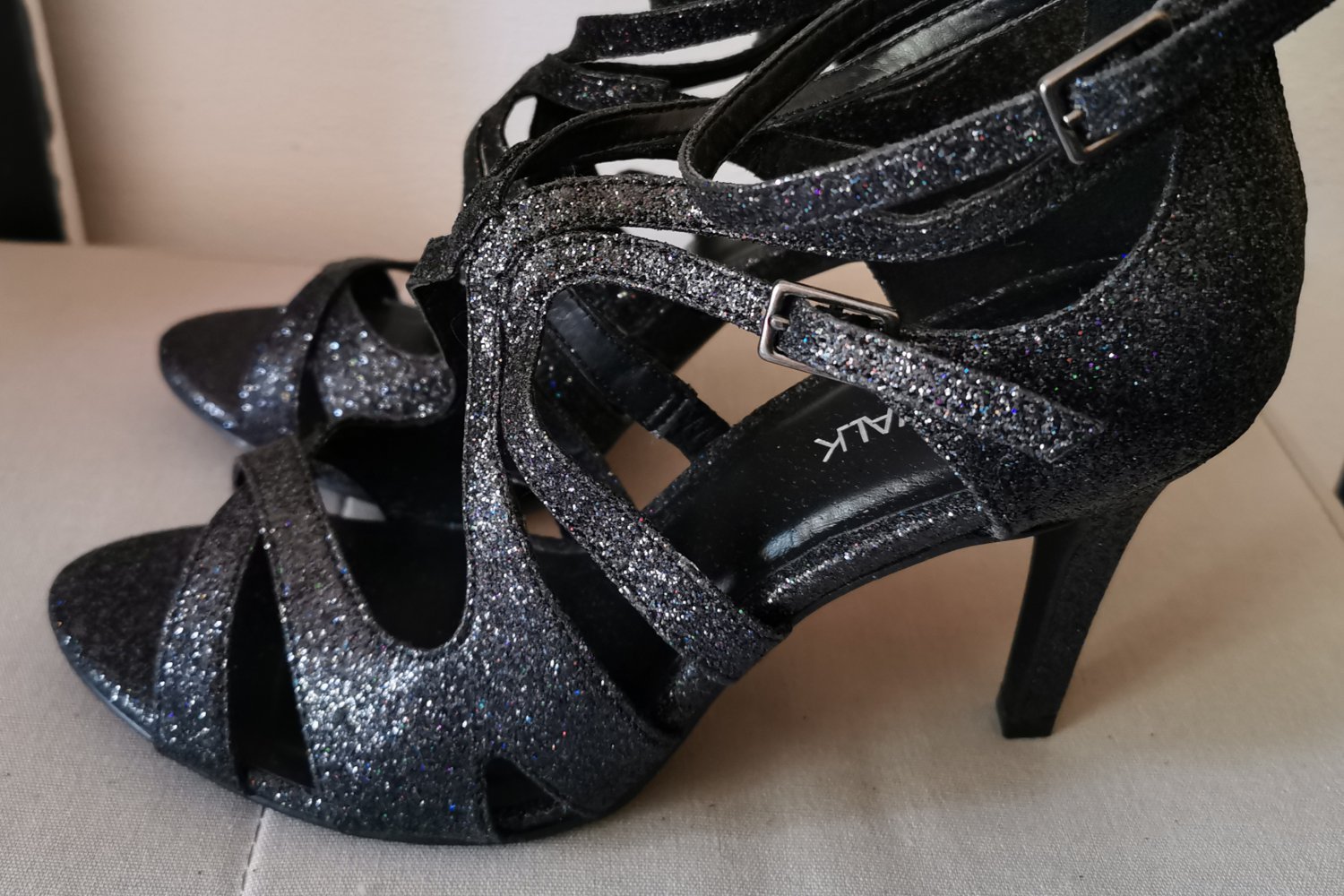 Neue Catwalk Sandaletten, High Heels, Pumps in 39