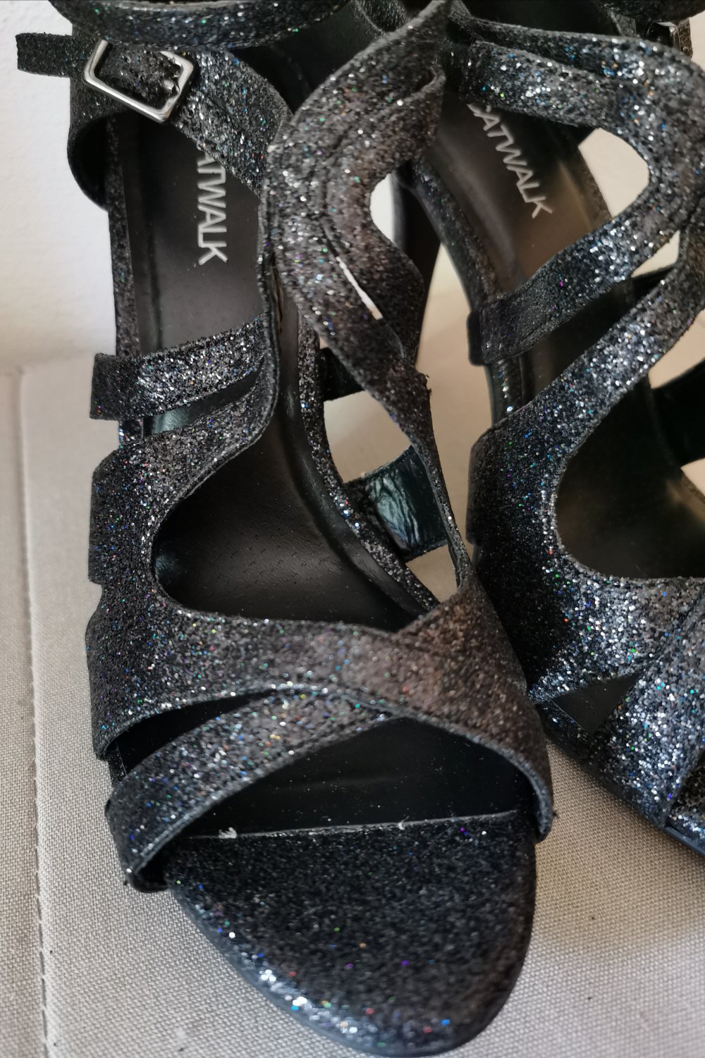 Neue Catwalk Sandaletten, High Heels, Pumps in 39