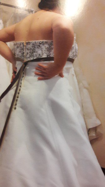 Brautkleid von Ladybird, gereinigt ohne Reifrock Farbe Ivory