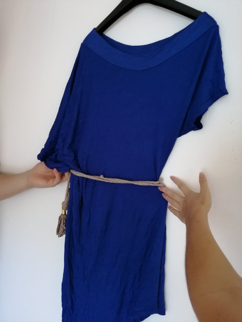 Tolles Offshoulder Kleid königsblau One shoulder