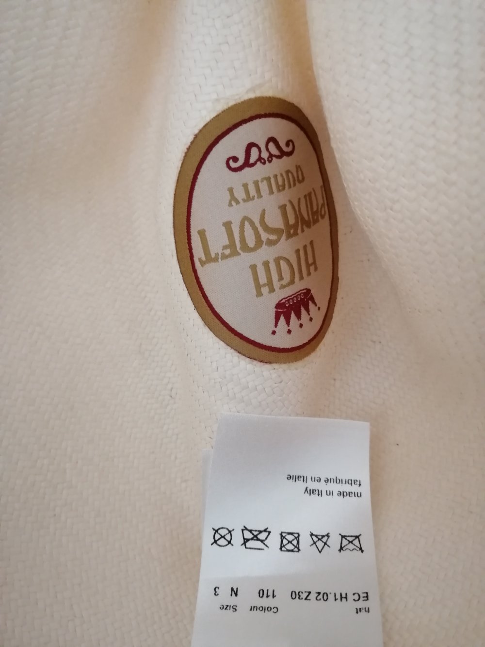 Creme weißer Sommerhut Marc Cain mit gemustertem Tuch