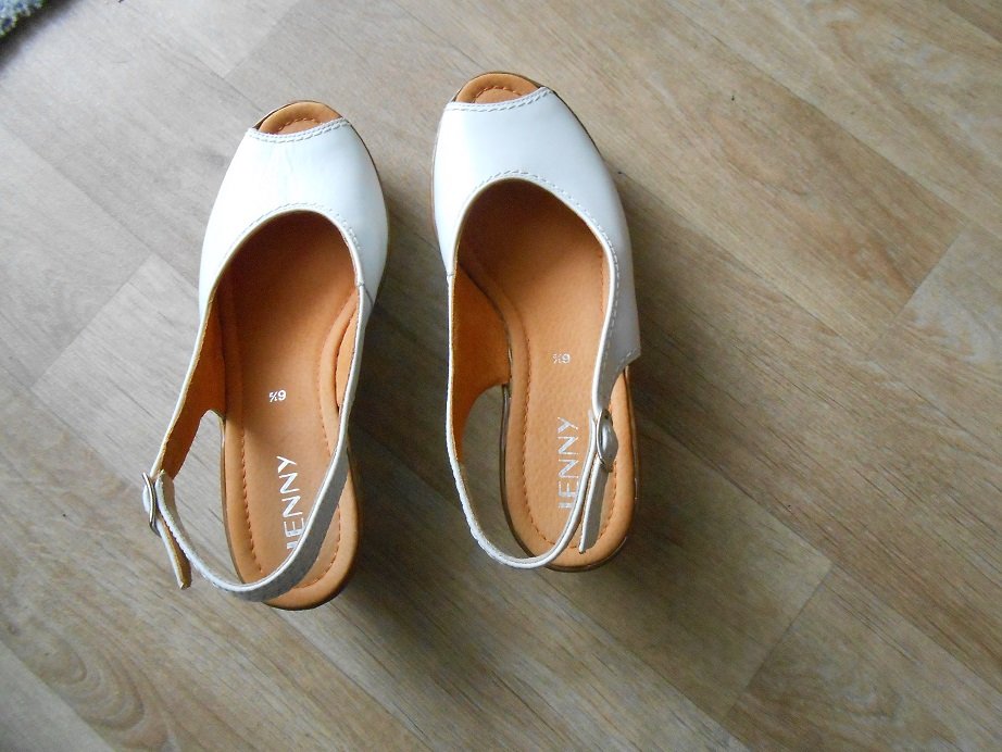 Damen-Sandalette Jenny weiß/Creme Gr. 6,5 / 40