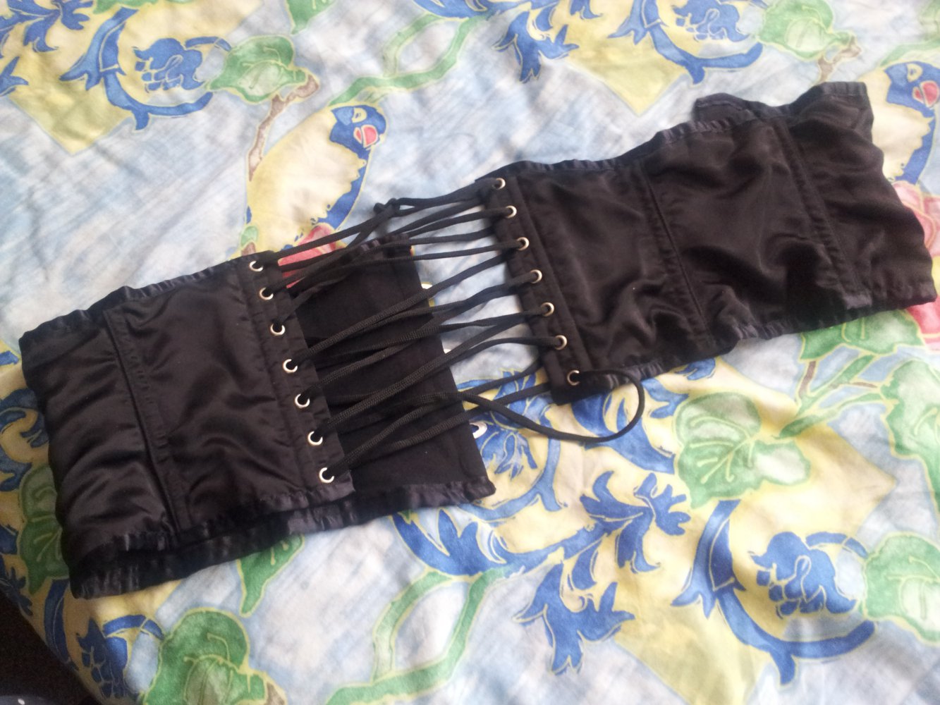 Korsage Corsage Hüftgürtel schwarz mit Haken vorn und Schnürung hinten Gr.4XL/44