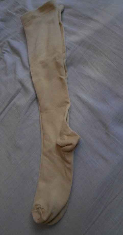 2 Paar Kompressionsstrümpfe / Kniestrümpfe Gr. 40 - 44