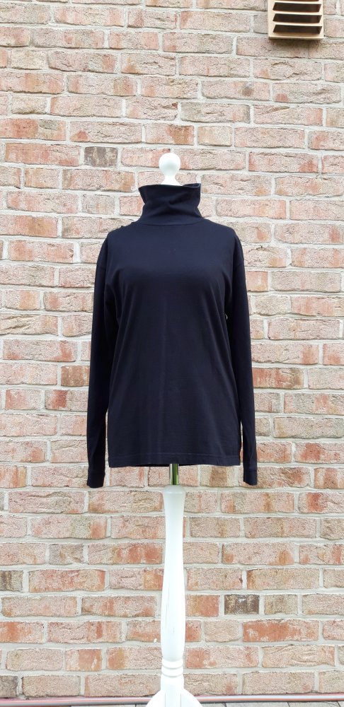 Leichter Pullover / Langarmshirt mit Rollkragen frühe 2000er