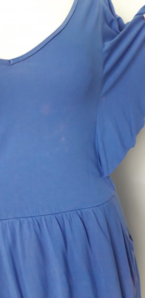 Minikleid mit Schmetterlingsärmeln