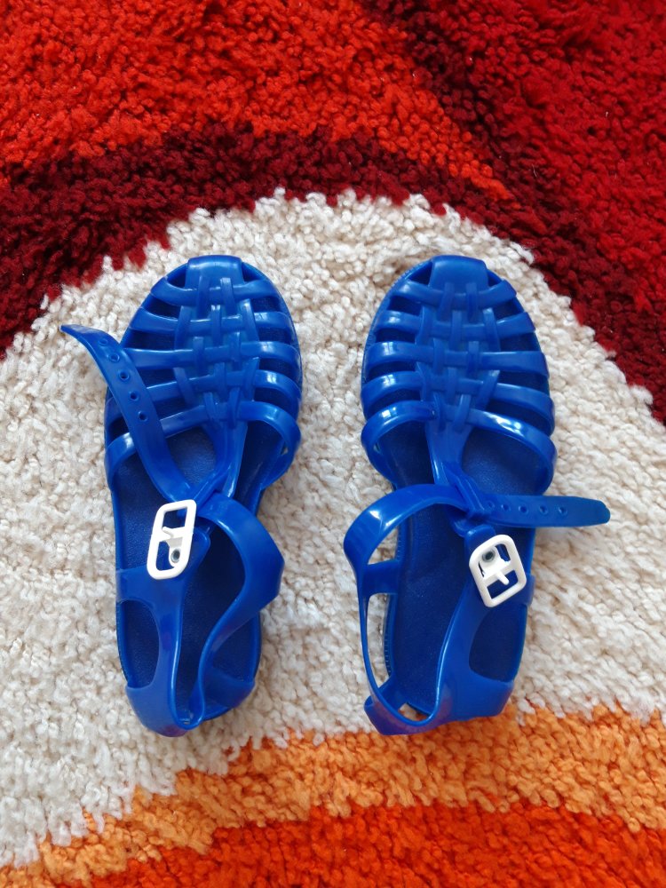 Badesandalen für Mädchen