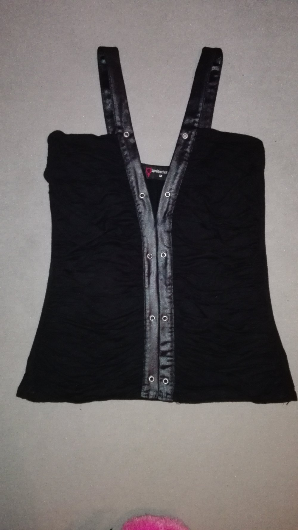 Gothic Top mit Nieten