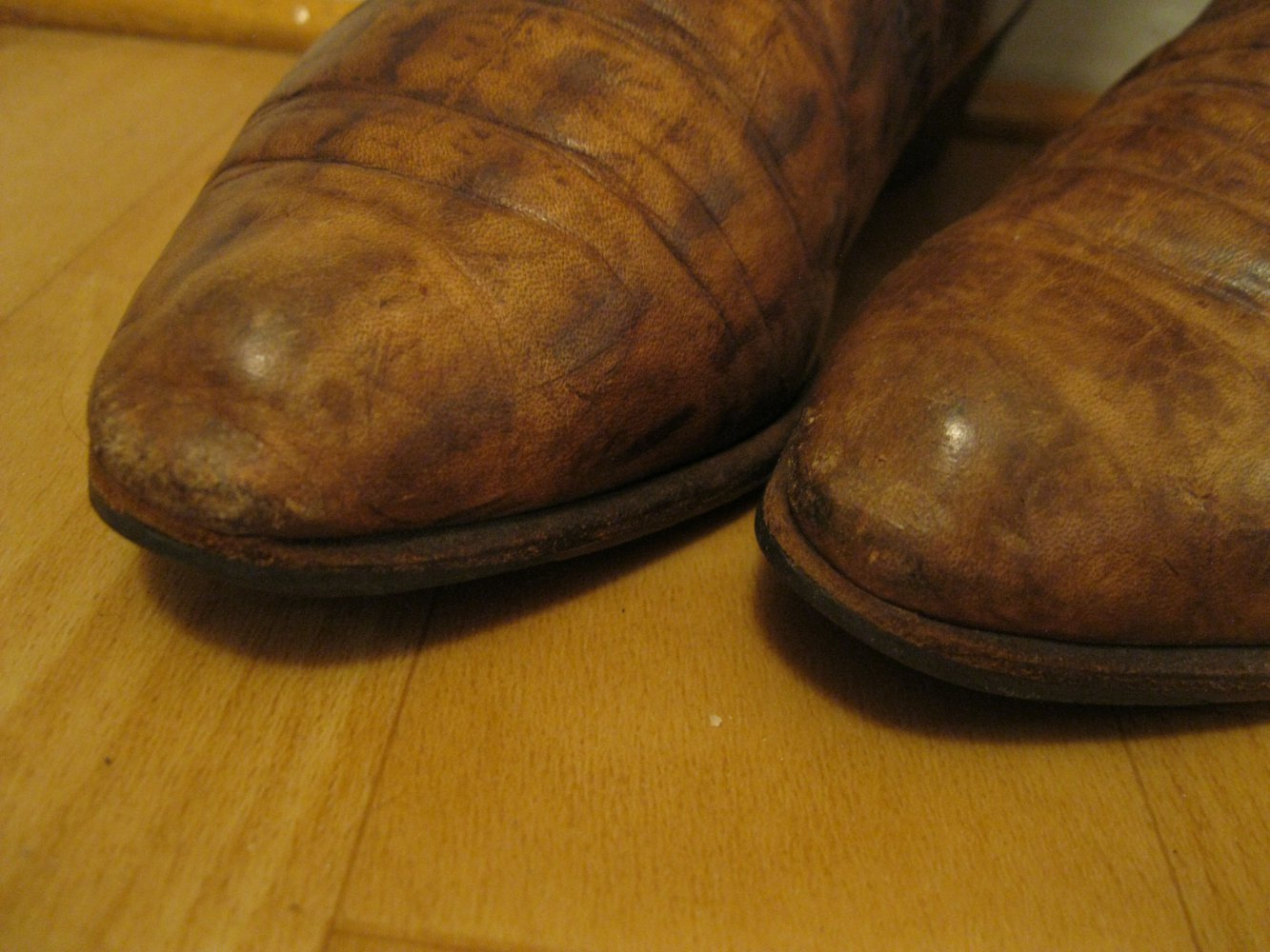 Echtleder Stiefel mit weitem Schaft