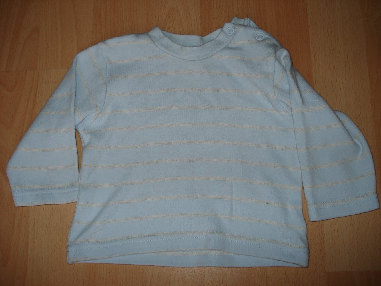 Pullover hellblau-gestreift