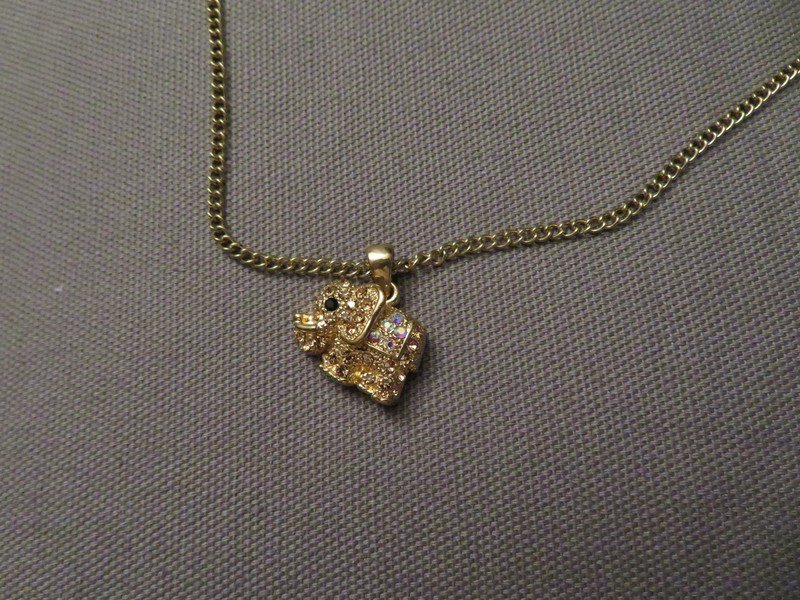 Primark Kette Elefant gold mit Strass 47 cm